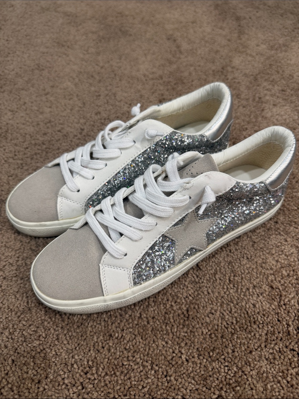 Vintage Havana Silver Glitter Star Lace-Up Sneakers